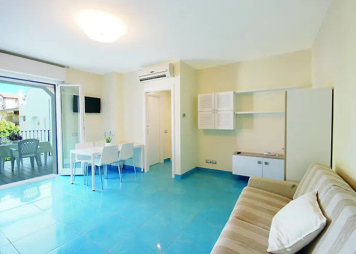 Hotel apartamentowy Abruzzo 4*